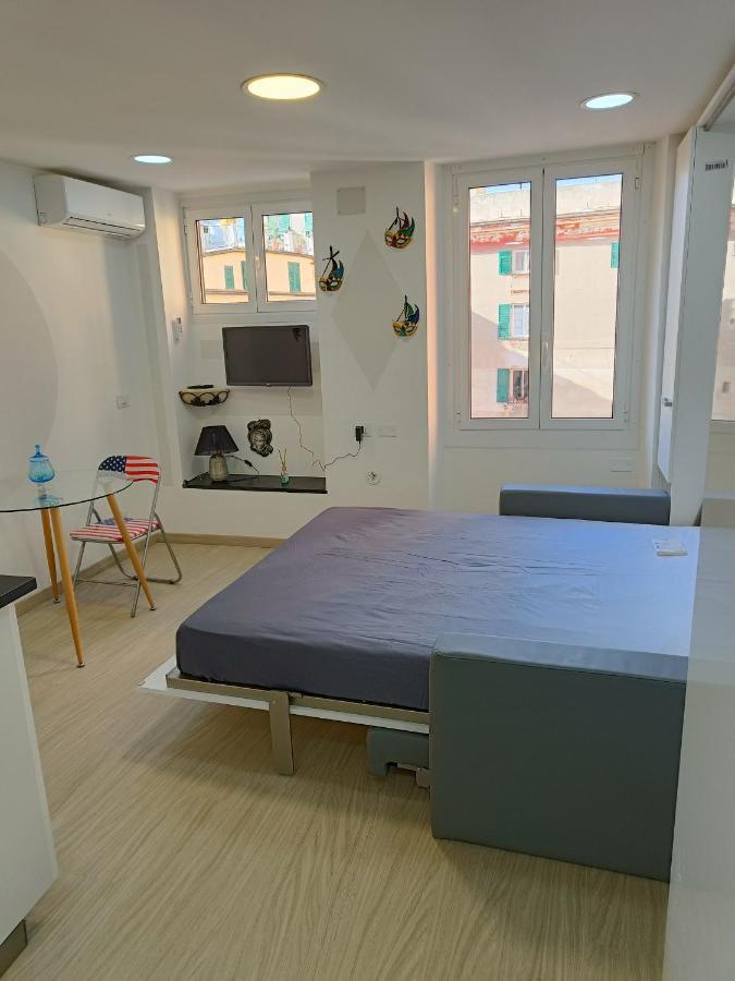 Le Maschere Di Palazzo Rosso. Apartment Genoa Exterior photo